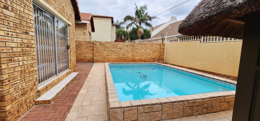 4 Bedroom Property for Sale in Safari Gardens North West